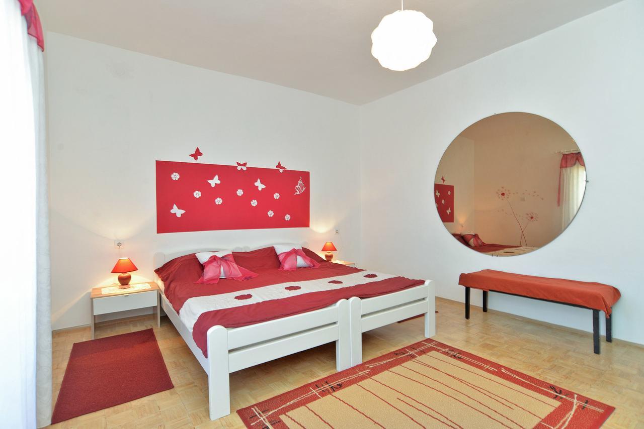 Apartments Stjepan 725 法扎纳 外观 照片