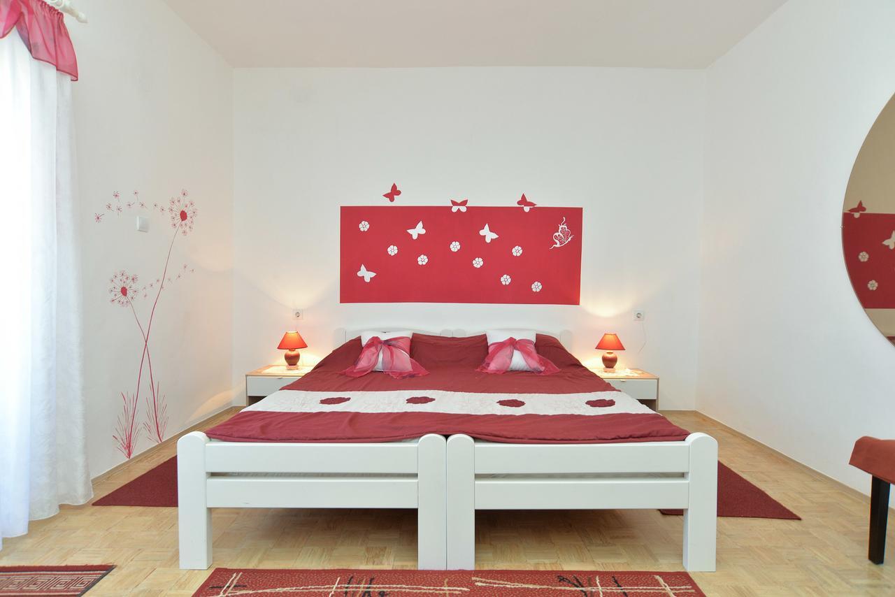 Apartments Stjepan 725 法扎纳 外观 照片